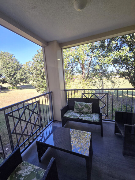 Patio/Balcony - 7340 Westpointe Blvd