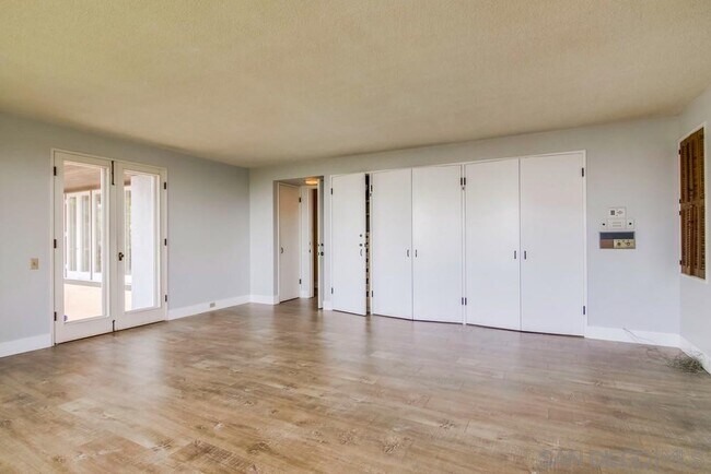 Building Photo - 631 San Gorgonio St