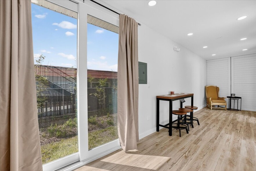 Building Photo - 8778 Waterfront Terrace