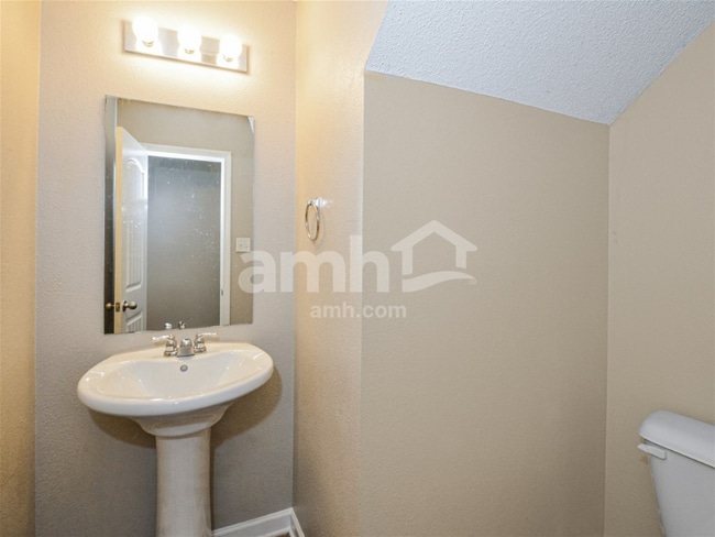 Building Photo - 4500 Hughes Meadow Dr