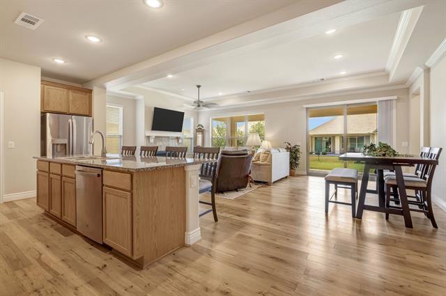 Building Photo - 9625 Heartwood Dr