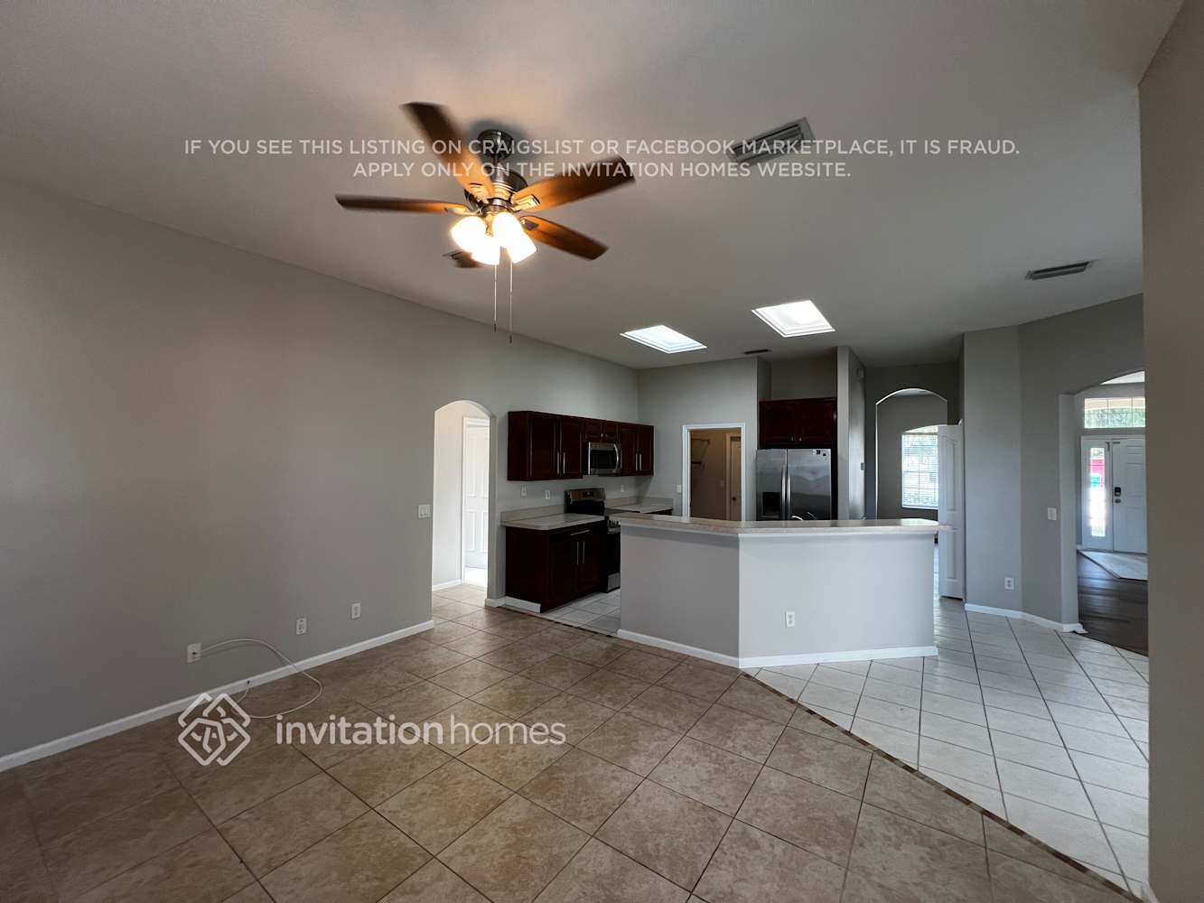 Building Photo - 2089 SW Idaho Ln