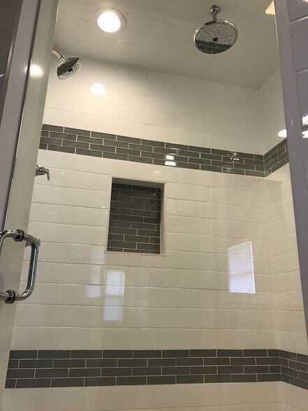 Building Photo - 4907 11th St