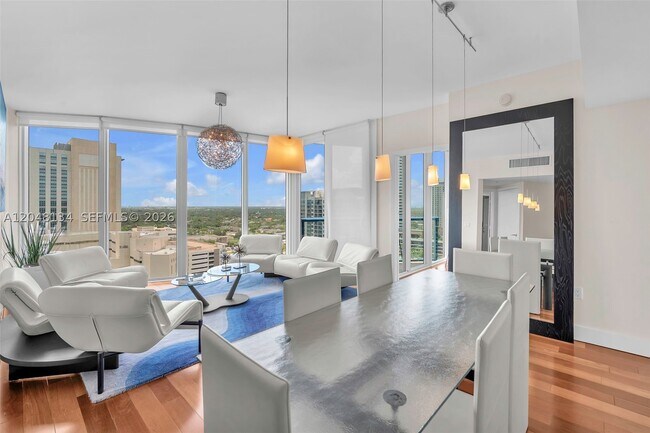 Building Photo - 333 Las Olas Way