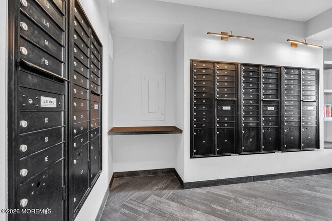 Building Photo - 10 Ocean Blvd