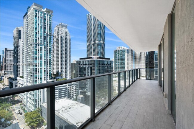 Building Photo - 1300 S Miami Ave