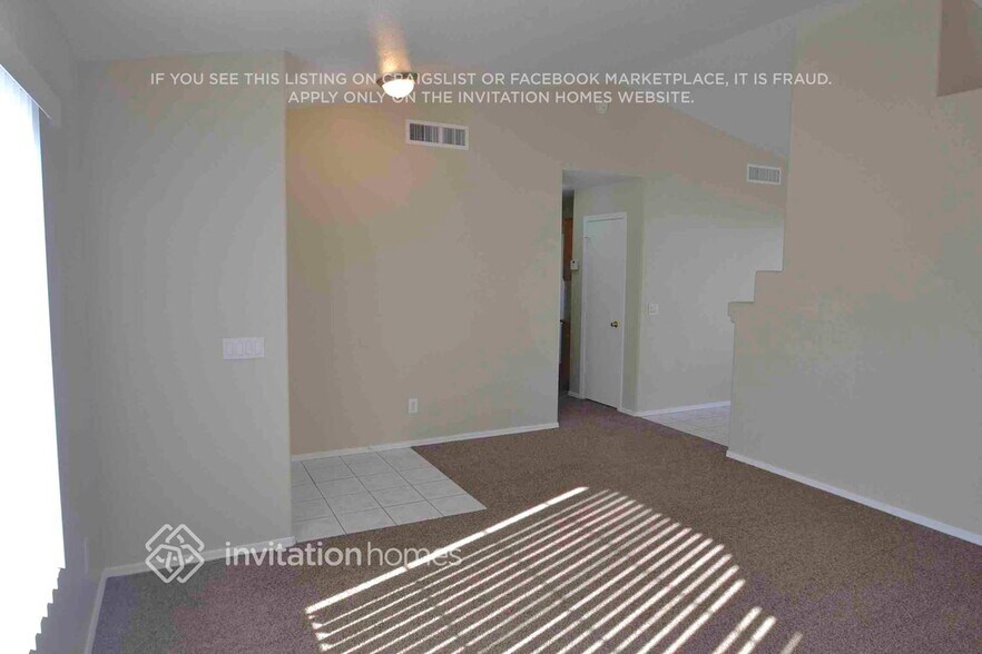 Building Photo - 2703 N 87th Ave