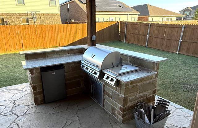 Building Photo - 1104 Rainer Dr