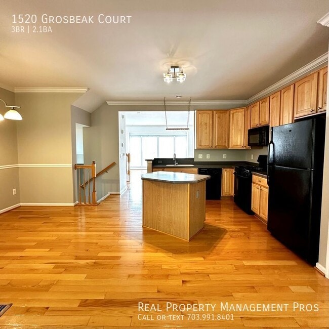 Building Photo - 1520 Grosbeak Ct