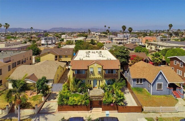Building Photo - 4537 St Elmo Dr