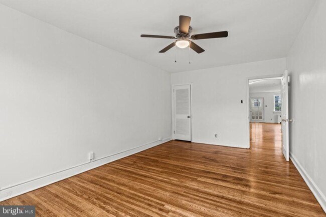 Building Photo - 412 Glen Echo Rd