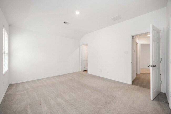 Building Photo - This charming 3-bedroom, 2-bath home, built in 2021