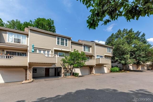 Building Photo - 1818 S Quebec Way