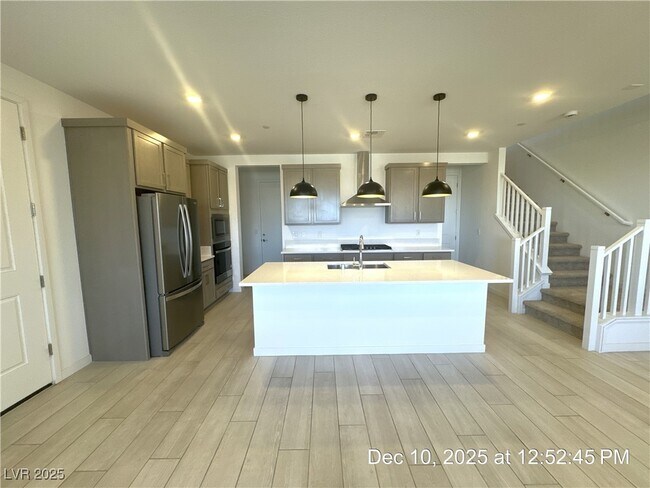 Building Photo - 11402 Obelisk Ave