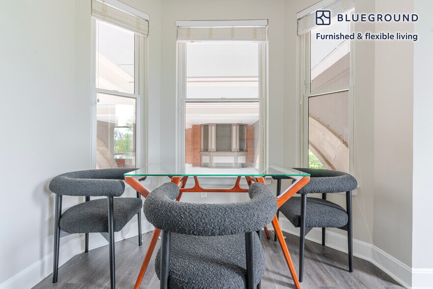 Building Photo - 7131 Arlington Rd