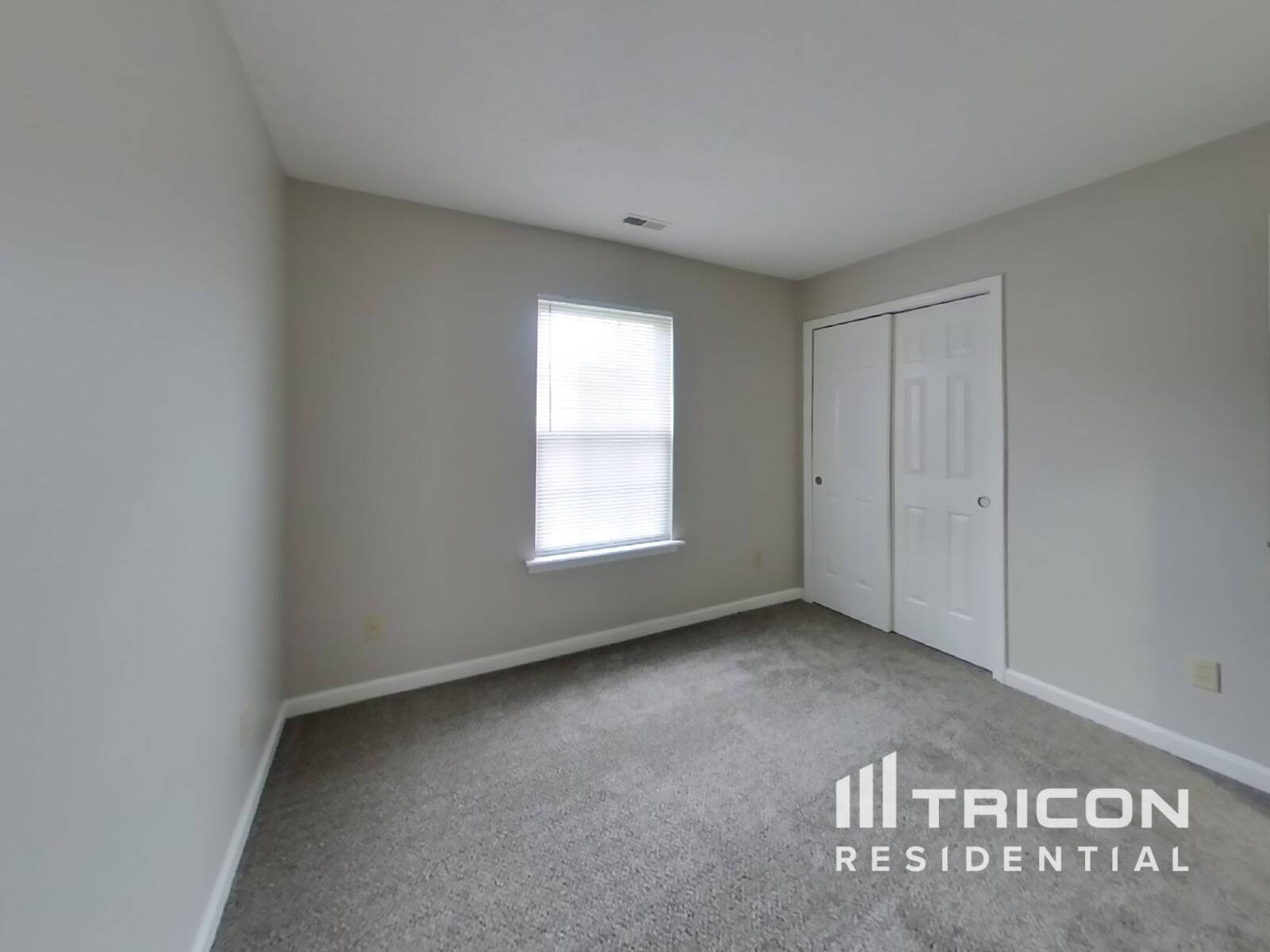 Building Photo - 625 Eastpointe Dr