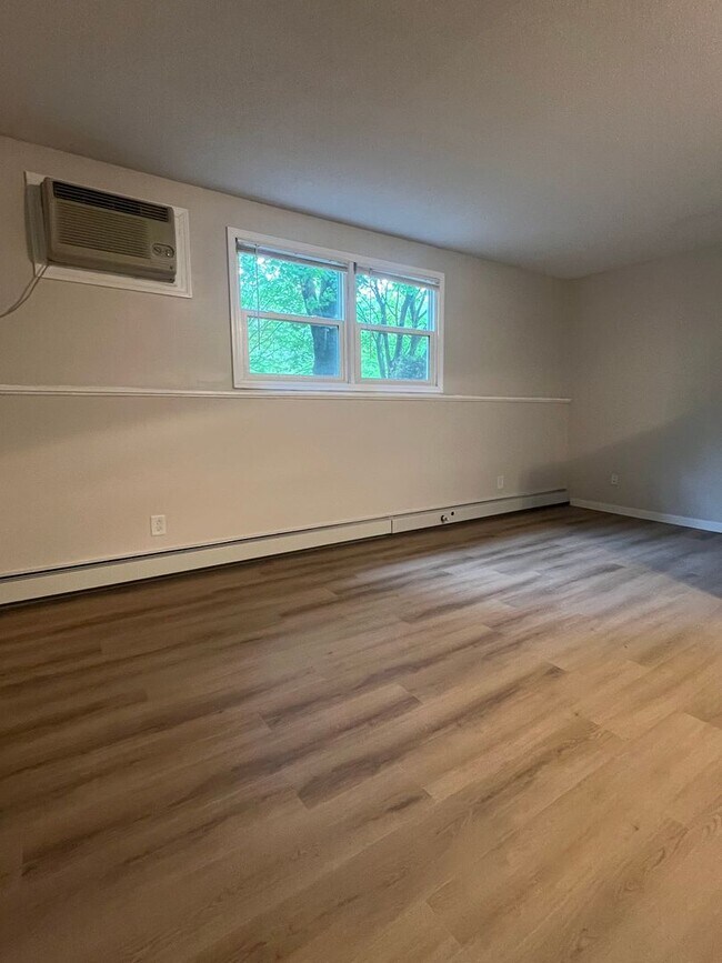 Interior Photo - Parkway Apartments