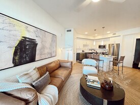 Building Photo - 19695 NE 23rd Ct