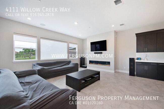 Building Photo - 4111 Willow Crk Wy