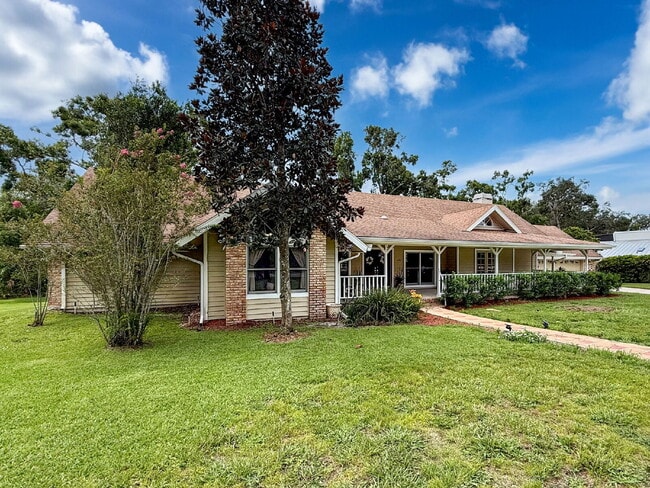 Building Photo - 1055 Riverside Ridge Rd