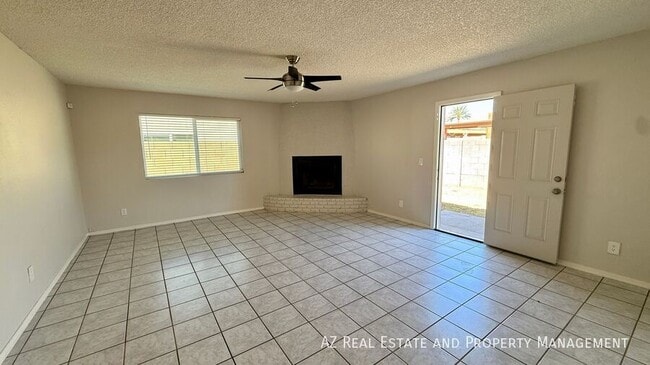 Building Photo - 4502 W Edgemont Ave