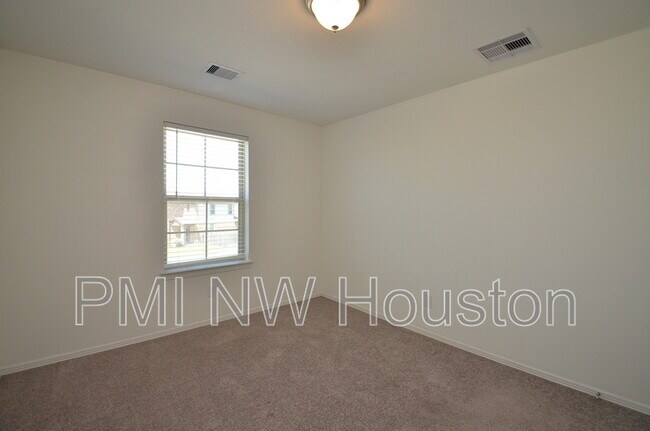Building Photo - 5602 Tabula Rasa Dr