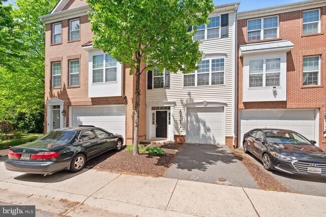 Building Photo - 8377 Broderick Cir