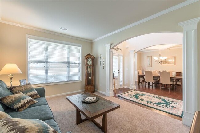 Building Photo - 4850 Haysboro Way