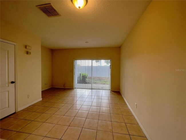 Building Photo - 10648 Savannah Wood Ct