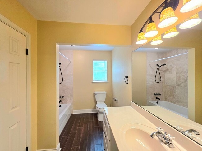 Building Photo - Spacious 3-Bedroom Ranch-Style Home