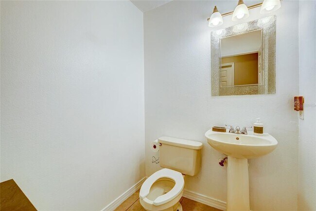 Building Photo - 11779 Shirburn Cir