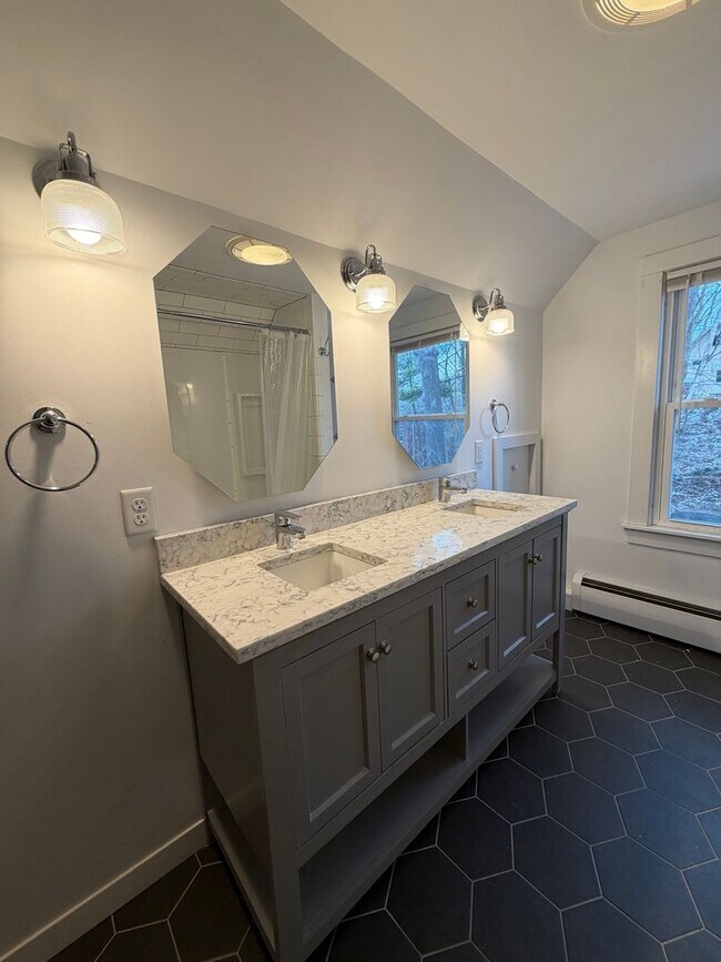 Building Photo - NOW AVAILABLE - Single Family Home in North Adams