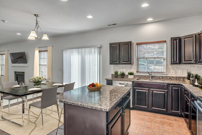 Building Photo - 290 Cobblestone Landing