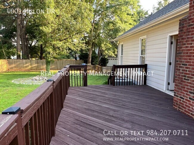 Building Photo - 4001 Hulon Dr