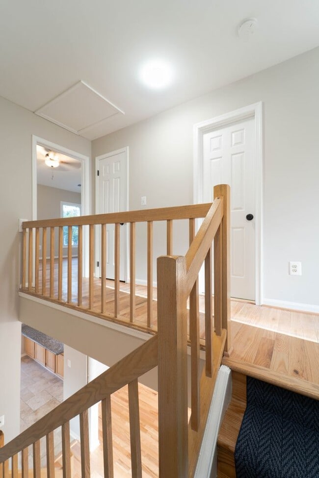 Building Photo - 1553 Templeton Pl