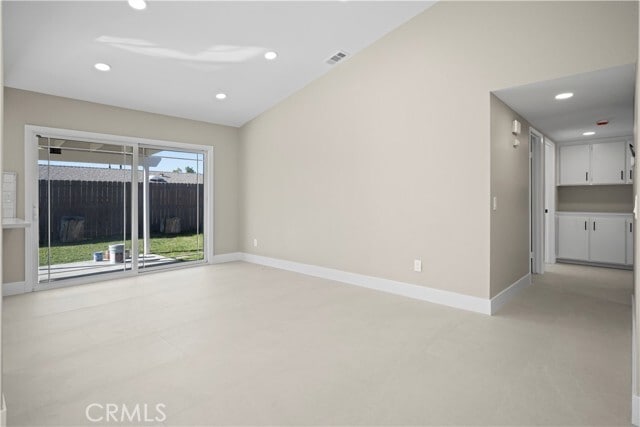 Building Photo - 7650 Tokay Ave