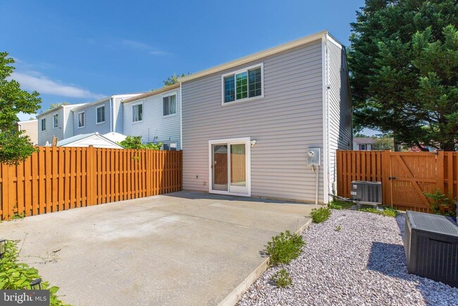 Building Photo - 13639 Clarendon Springs Ct