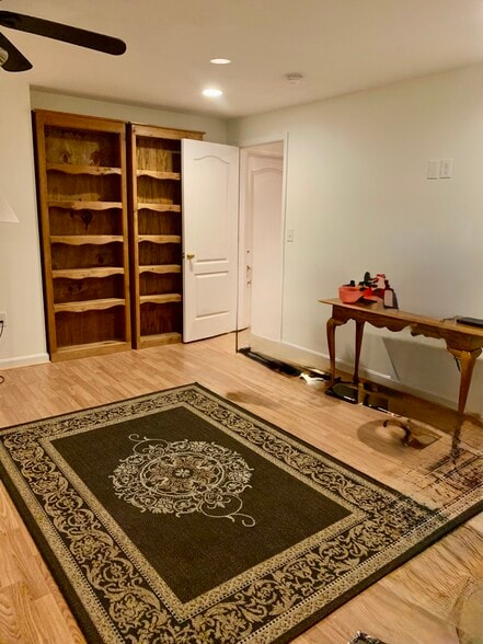 Building Photo - 13004 Grant Ct