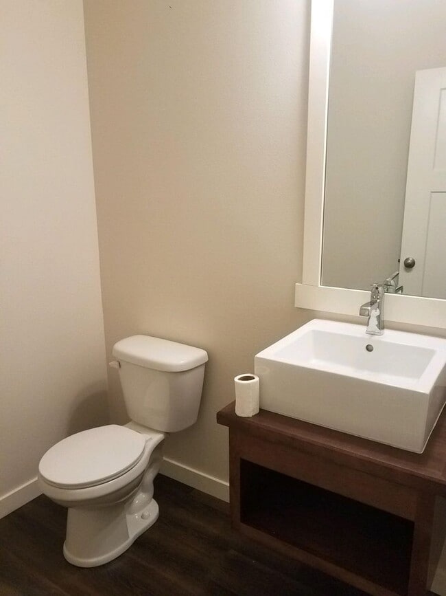 Building Photo - 4 Bedroom Home in Silverdale's Woodbridge Community!