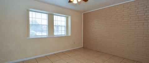 Building Photo - 1511 Barcelona Way Dr