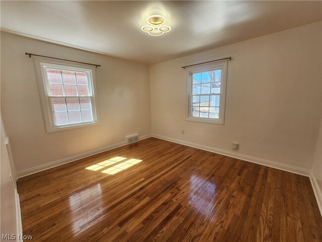 Building Photo - 3532 Normandy Rd