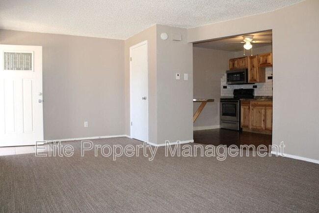 Building Photo - 5000 Red Creek Springs Rd