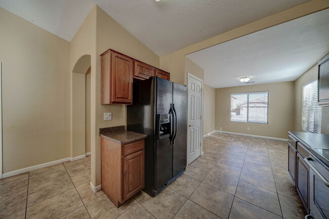 Building Photo - 7252 S 46th Ln