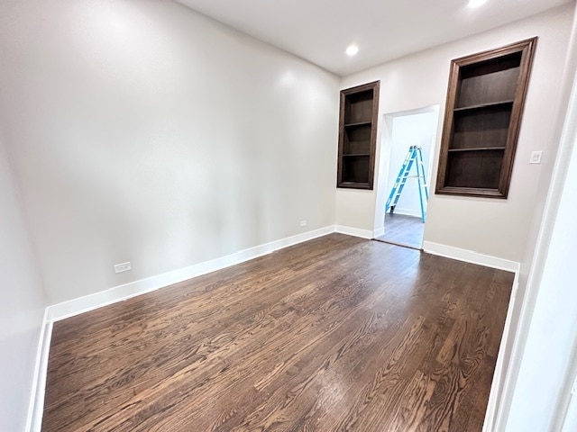 Building Photo - 5011 N Troy St