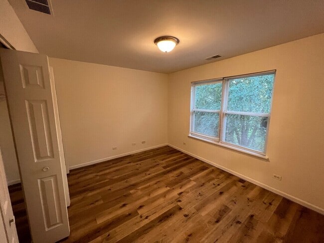 Building Photo - 3059 Serenity Ln