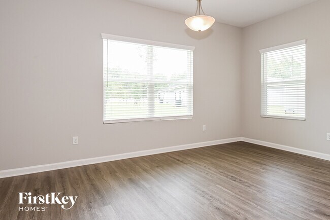 Building Photo - 10199 Mc Laurin Rd