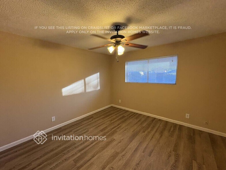 Building Photo - 2315 W St John Rd