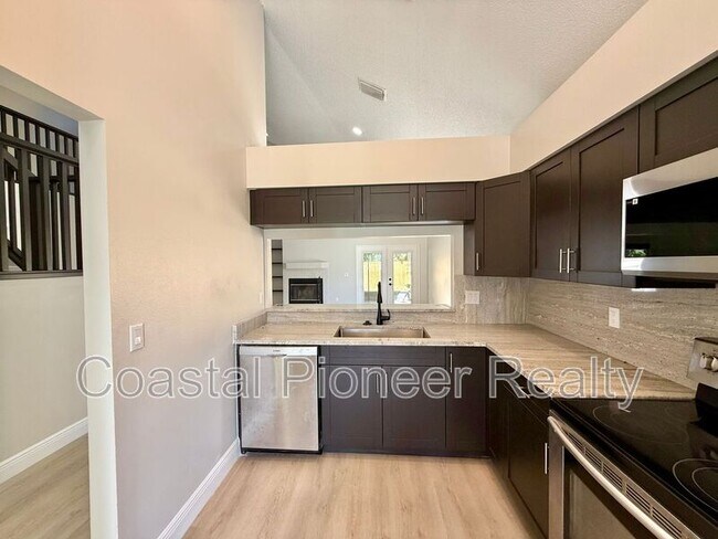 Building Photo - 8731 Huntfield St