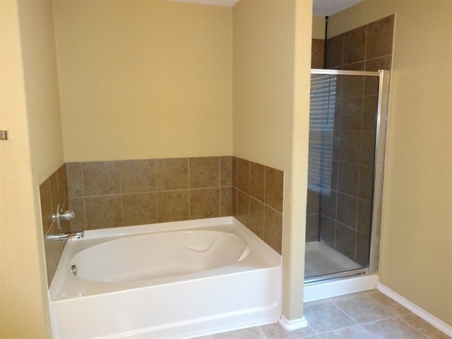 Building Photo - 6134 Brandys Farm