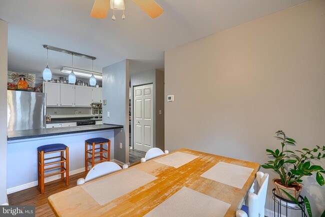 Building Photo - 4104 Chardel Rd